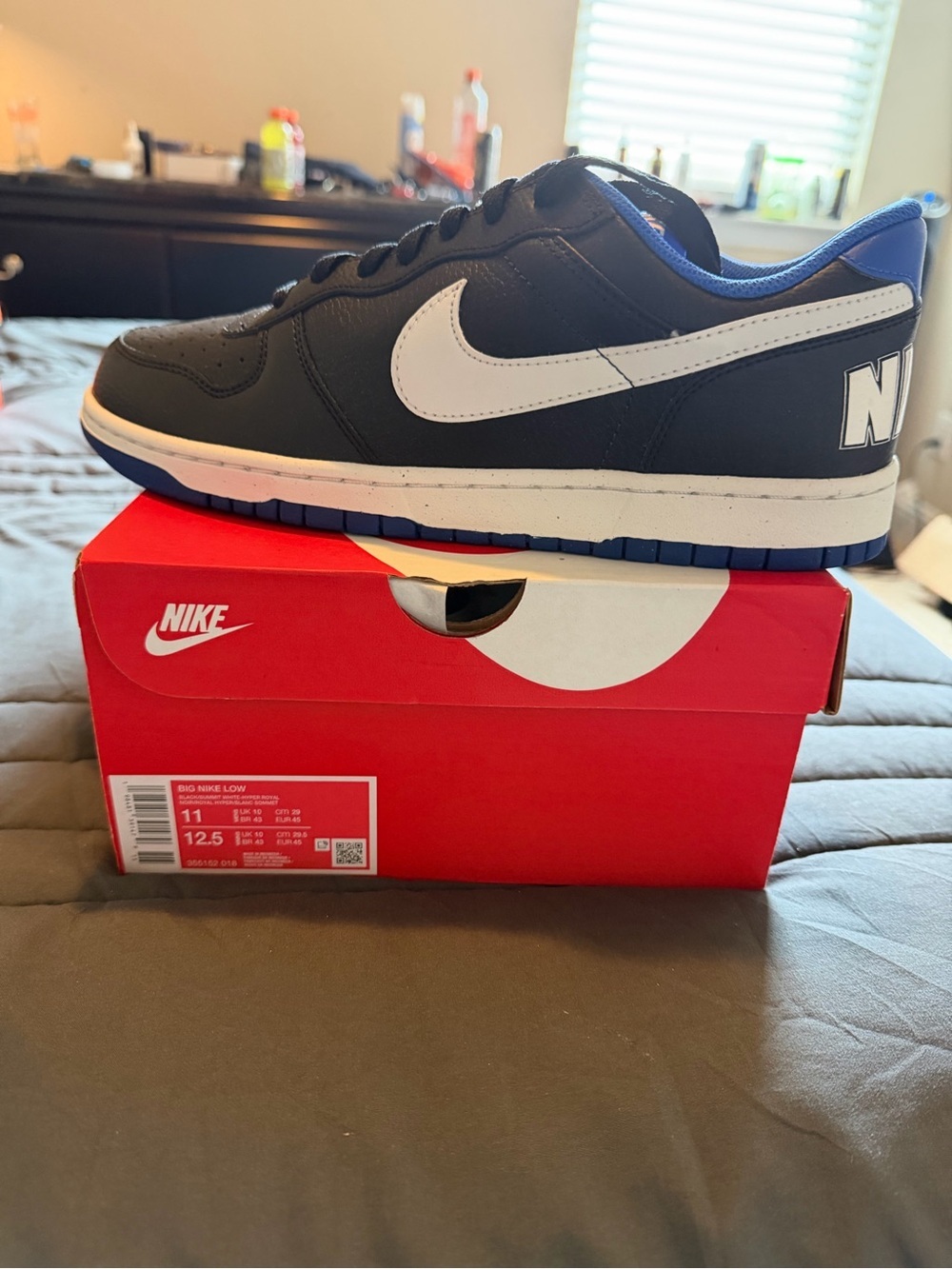 Nike Men’s Low-Top Sneakers - Black White Blue